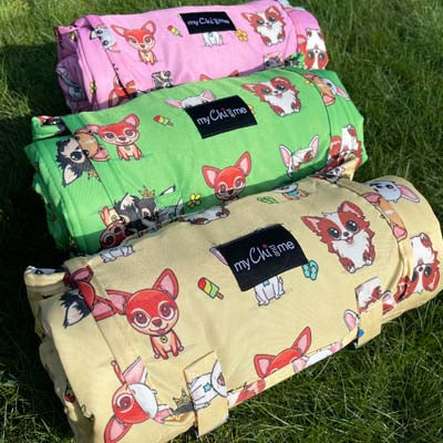 Roll and Go Signature Collection Golden Sands Padded Chihuahua Print Travel Mat by My Chi and Me